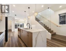 Bedroom - 2426 25 Avenue Nw, Calgary, AB T2M2C5 Photo 14