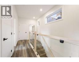 2426 25 Avenue Nw, Calgary, AB T2M2C5 Photo 28