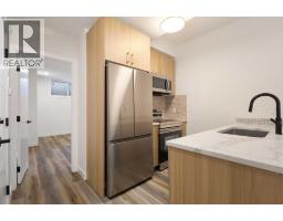 2426 25 Avenue Nw, Calgary, AB T2M2C5 Photo 39