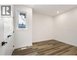 2426 25 Avenue Nw, Calgary, AB T2M2C5 Photo 26