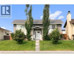 172 Rundlefield Crescent NE - photo 2