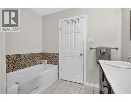 35 William Street N, Plattsville, ON N0J1S0 Photo 21