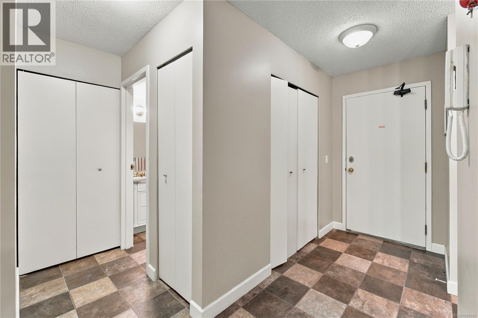 #405 4720 Uplands Dr - 7
