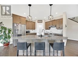 256 Tamarack Boulevard, Woodstock, ON N4S0E2 Photo 16