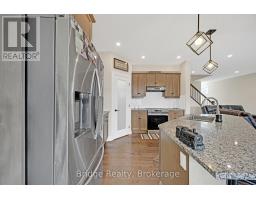 256 Tamarack Boulevard, Woodstock, ON N4S0E2 Photo 19