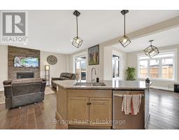 256 Tamarack Boulevard, Woodstock, ON N4S0E2 Photo 21