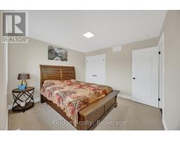 256 Tamarack Boulevard, Woodstock, ON N4S0E2 Photo 30