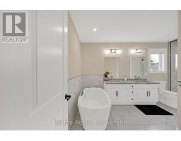 256 Tamarack Boulevard, Woodstock, ON N4S0E2 Photo 31