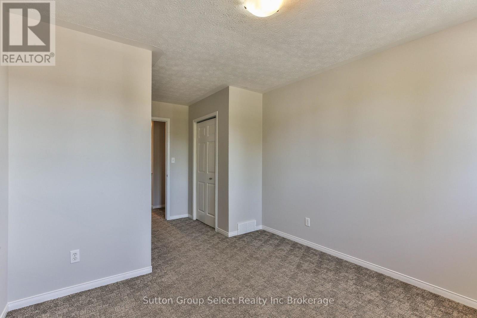 1106 NELLIS STREET - 16