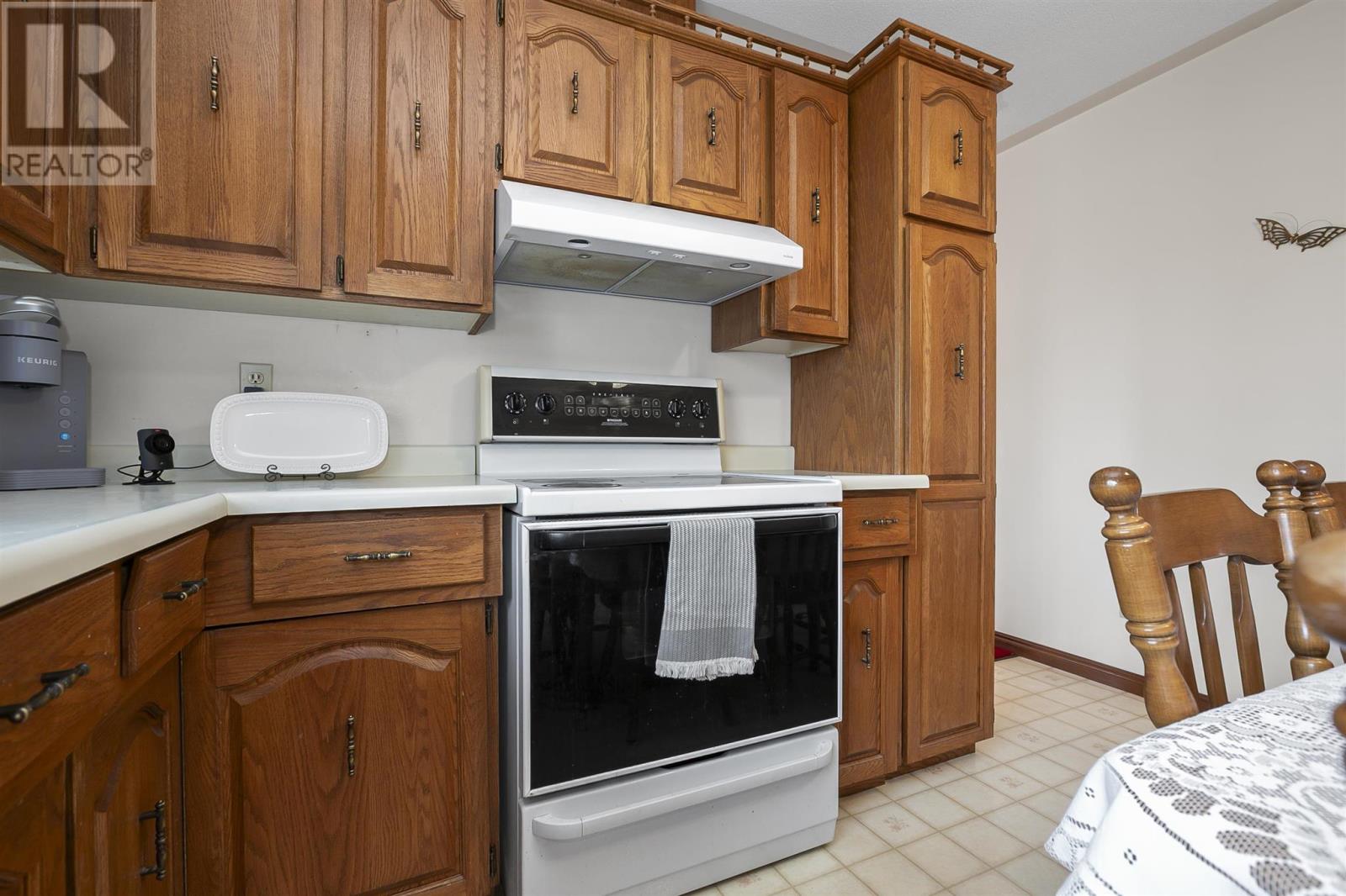 62 Laronde AVE - 9