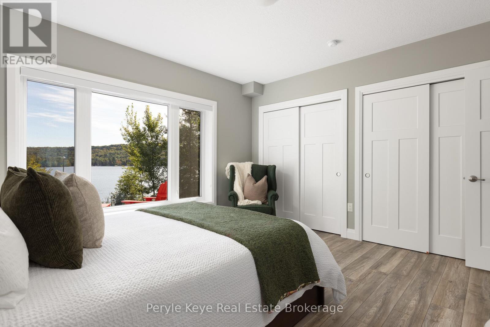 1054 INAWENDAWIN ROAD - Image 31