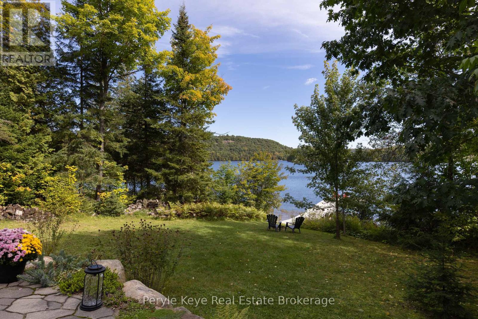 1054 INAWENDAWIN ROAD - Image 40