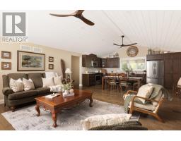 1054 Inawendawin Road, Lake Of Bays, ON P0B1A0 Photo 16