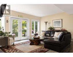 1054 Inawendawin Road, Lake Of Bays, ON P0B1A0 Photo 36