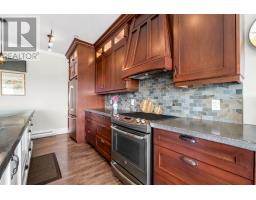 87 Morris Avenue thumbnail 19