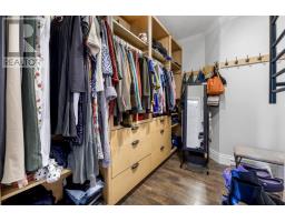 87 Morris Avenue thumbnail 33