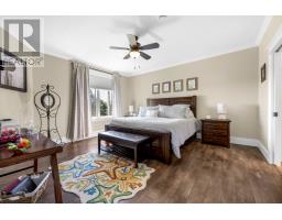 87 Morris Avenue thumbnail 32