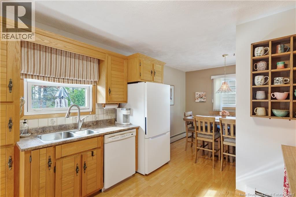 62 Ayer Avenue - Image 7