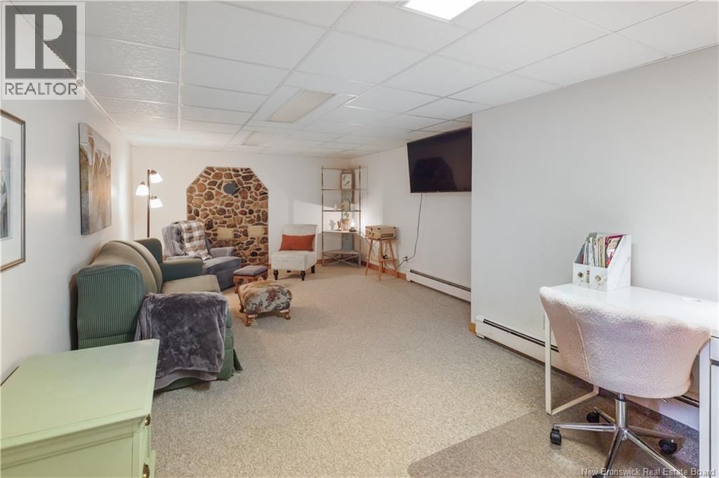 62 Ayer Avenue - 21
