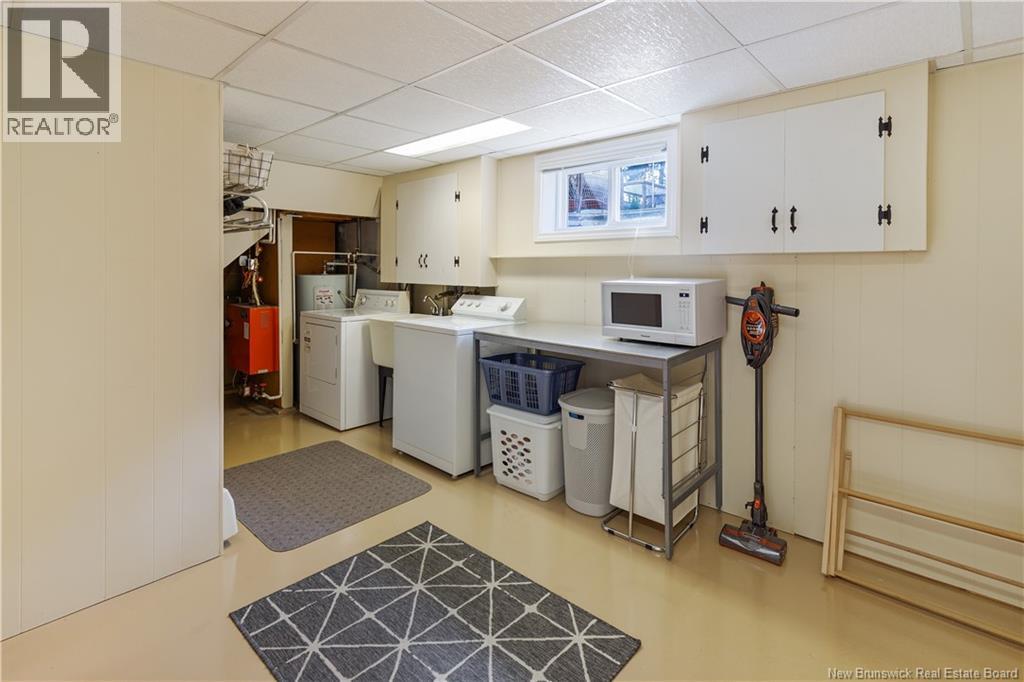 62 Ayer Avenue - Image 29