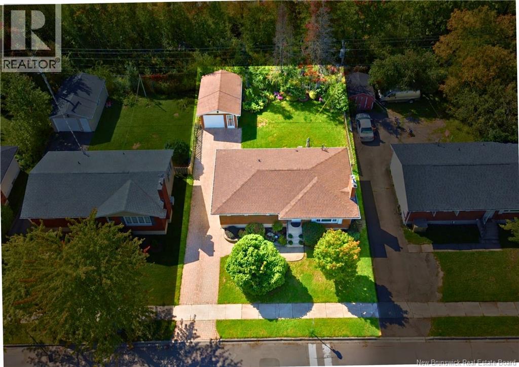 62 Ayer Avenue - 39