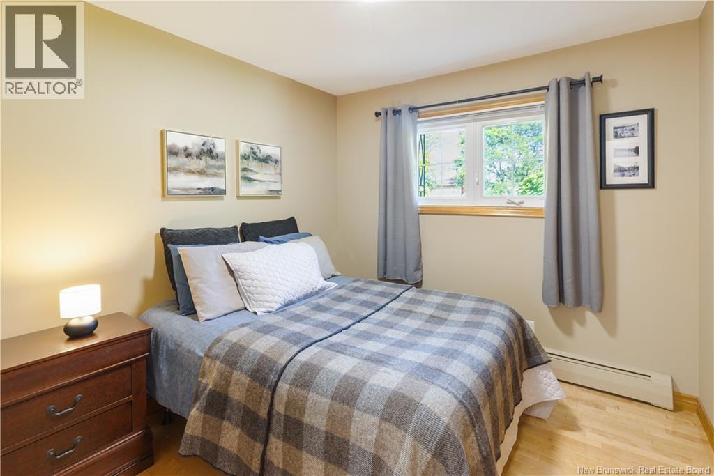 62 Ayer Avenue - Image 14