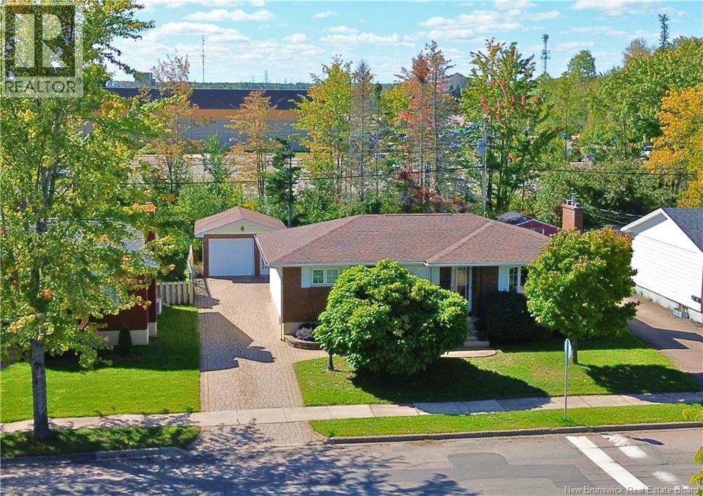 62 Ayer Avenue - 37