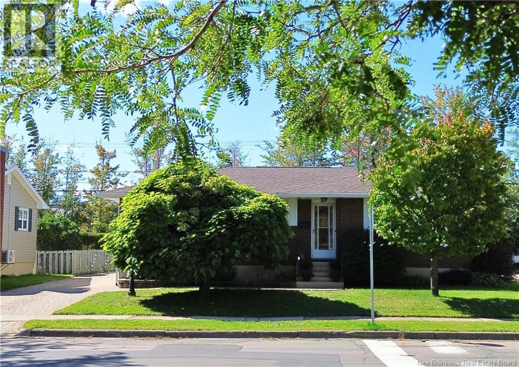 62 Ayer Avenue - 35