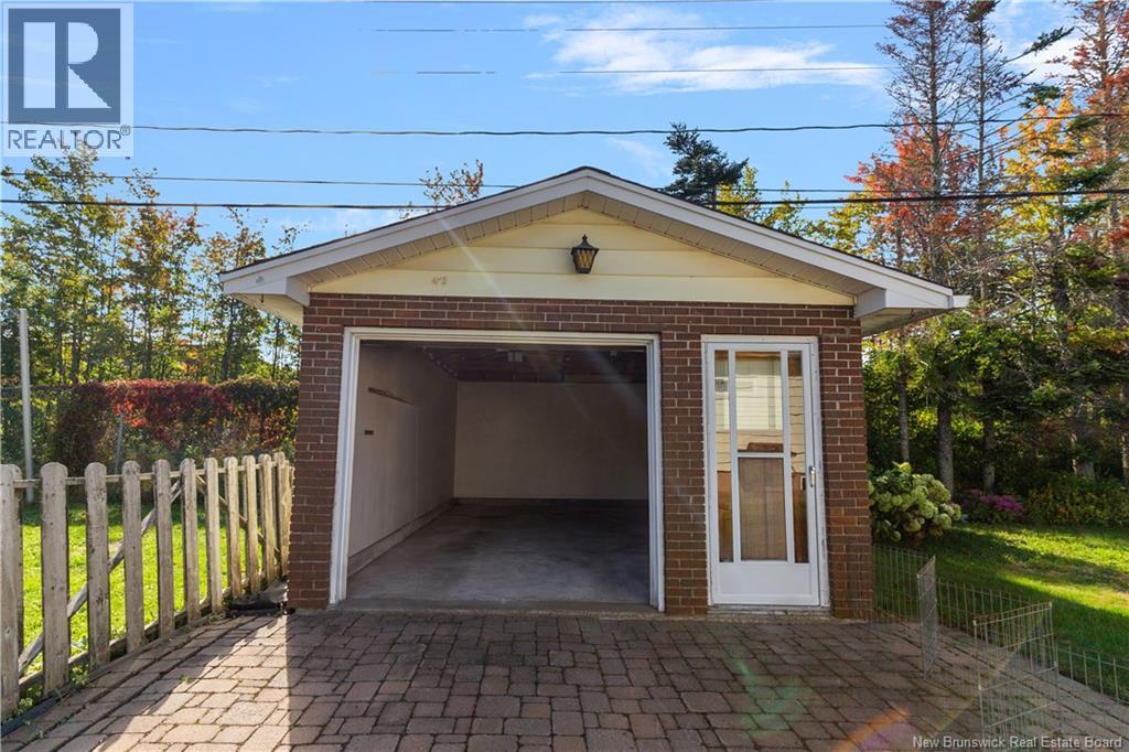 62 Ayer Avenue - 30