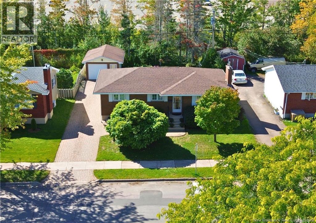 62 Ayer Avenue - 38