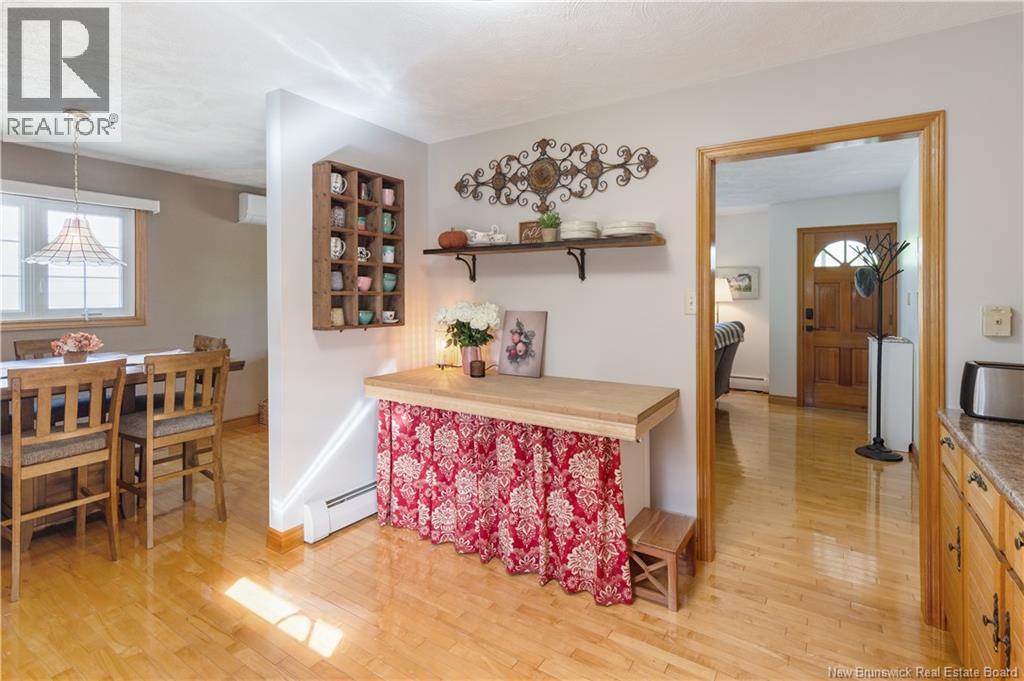 62 Ayer Avenue - Image 10