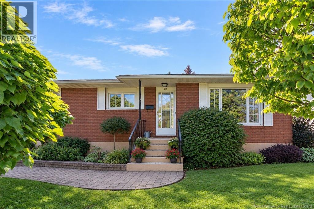 62 Ayer Avenue - 1