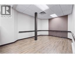 352 Main Street, photo 8