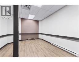 352 Main Street, photo 9