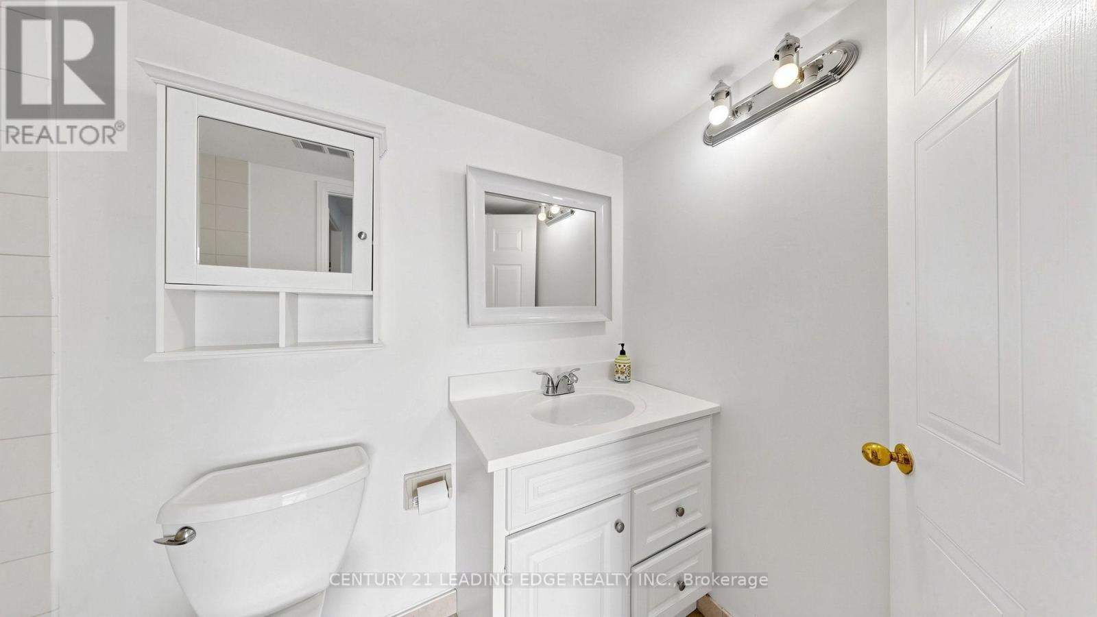 #422 11753 SHEPPARD AVENUE E - 17