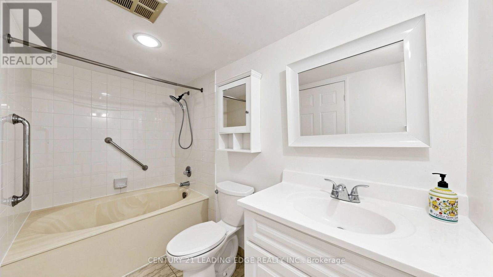 #422 11753 SHEPPARD AVENUE E - 18