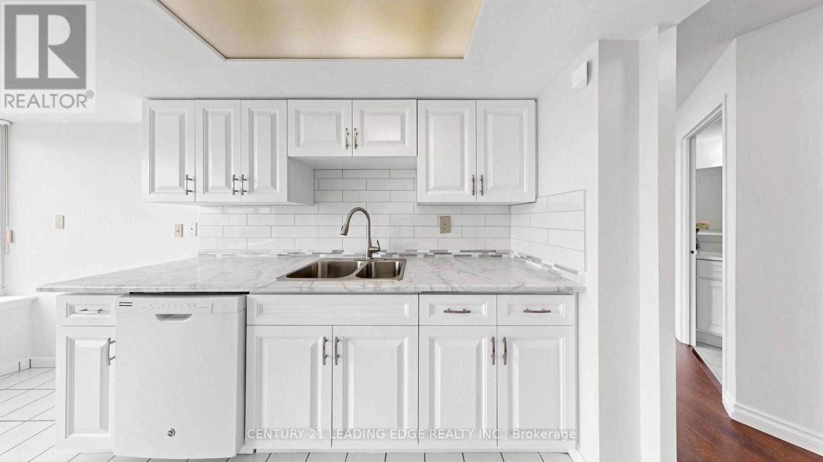 #422 11753 SHEPPARD AVENUE E - 2