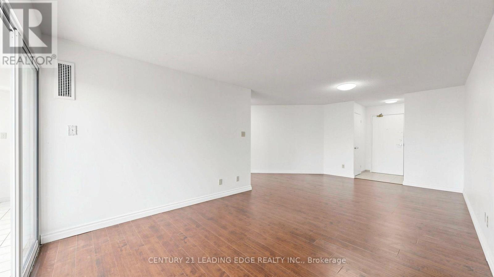 #422 11753 SHEPPARD AVENUE E - 9