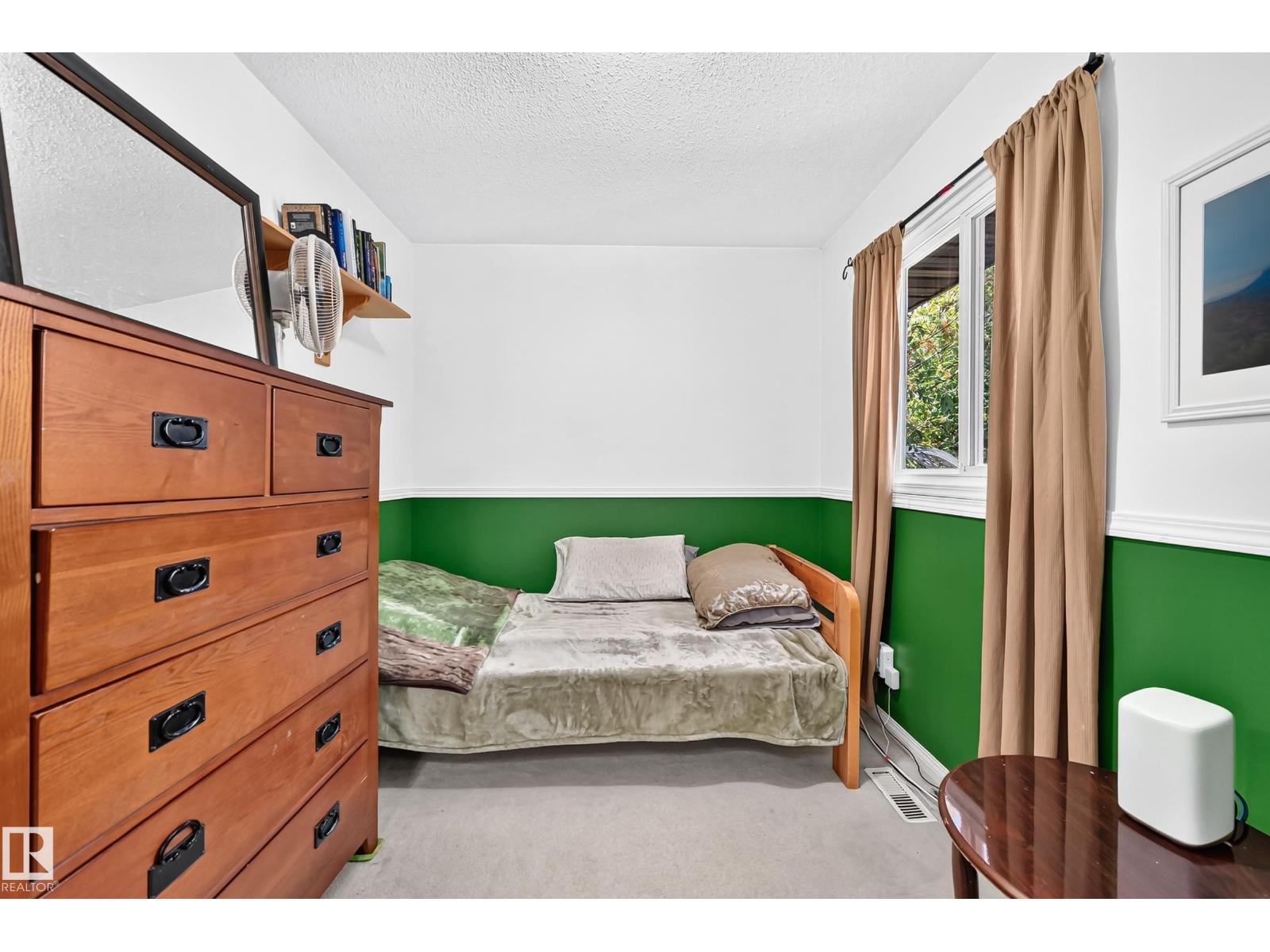 11007 173A AV NW - Image 17