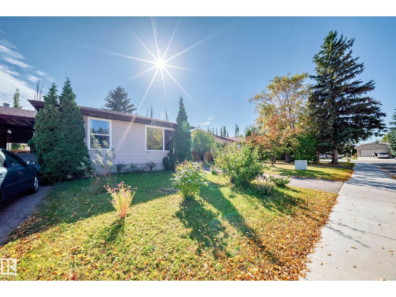 11007 173A AV NW - Image 37