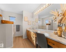9806 179 Av Nw, Edmonton, AB T5X6A6 Photo 31
