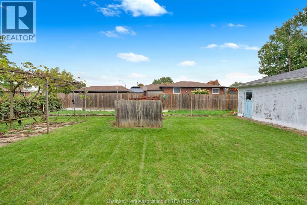 524 Dora DRIVE - Image 41