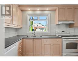 659 Ingram Crescent, Ottawa, ON K1J7A7 Photo 12