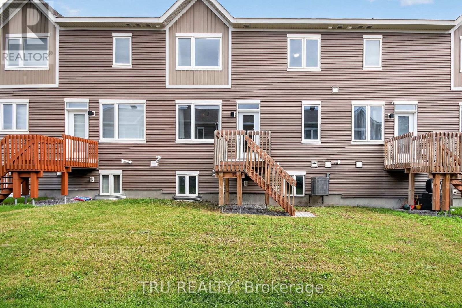 4126 OBSIDIAN STREET - Image 23