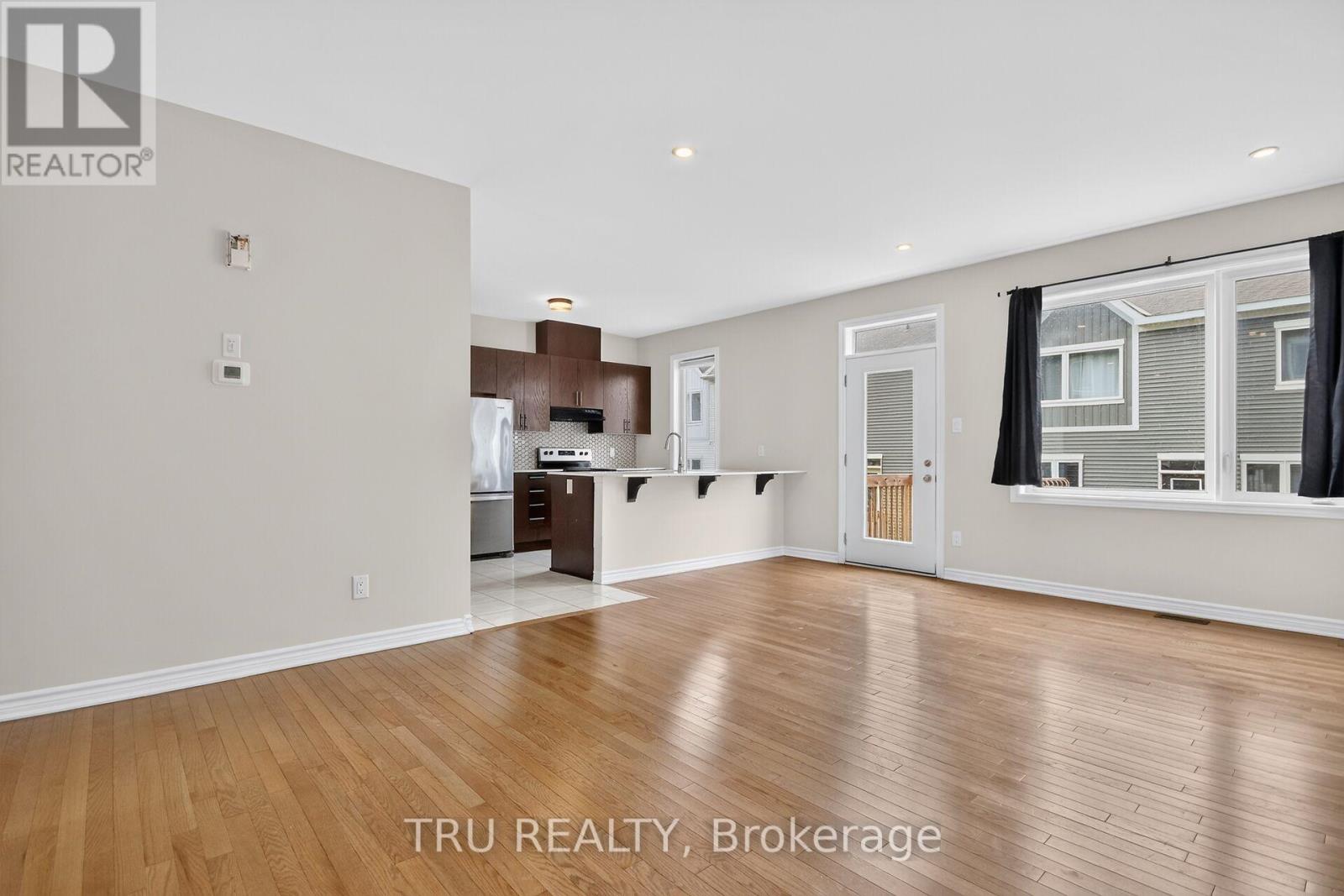 4126 OBSIDIAN STREET - 3