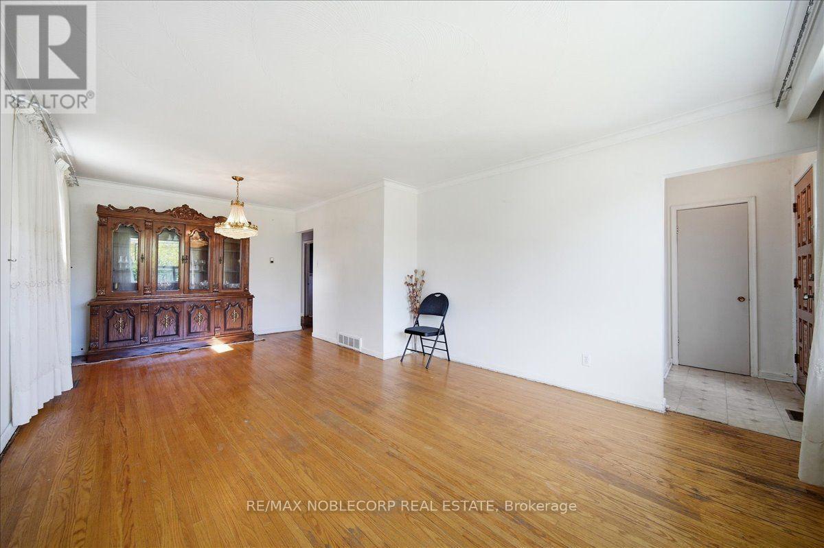 66 GOODERHAM DRIVE - 14
