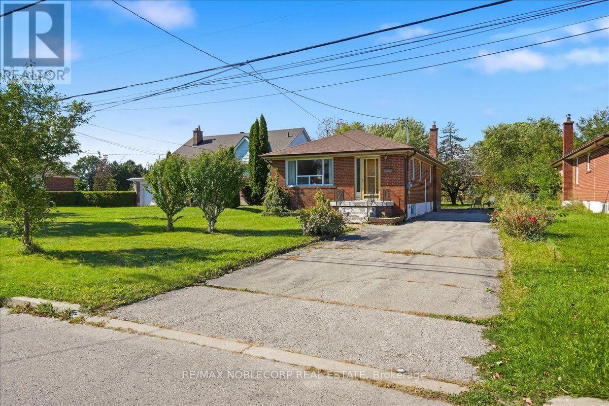 66 GOODERHAM DRIVE - 6