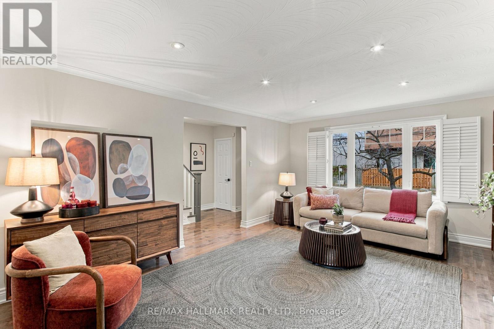 Photo of 35 LOVE CRESCENT