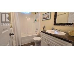 33 Spring Crescent, Bridgewater, NS B4V3G3 Photo 24