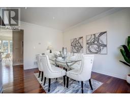 57 Gail Parks Crescent, Newmarket, ON L3X3B9 Photo 10